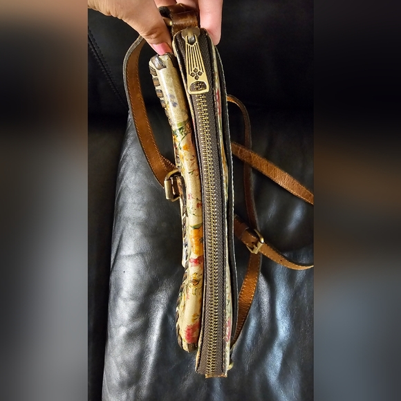 Patricia Nash Emeline Leather Crossbody Prarie Rose Floral Print EUC - Ink Marks - Picture 14 of 16